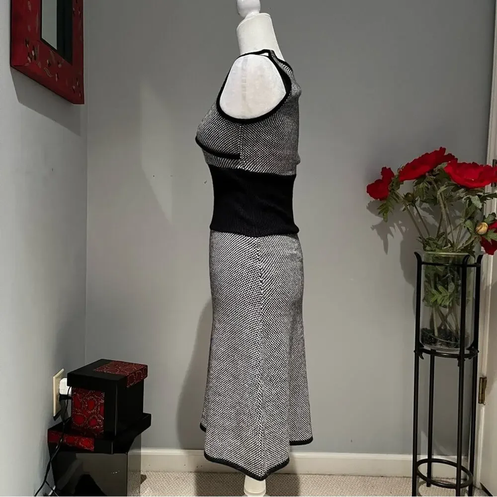 Moda International new without